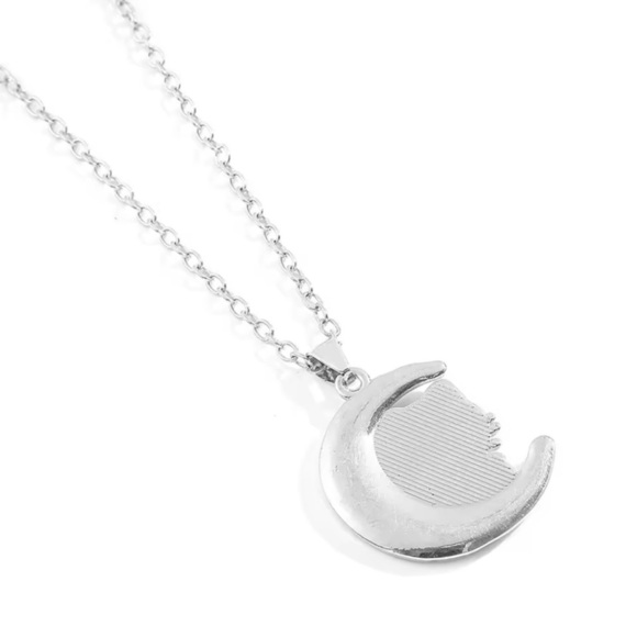 Hello Kitty Silver& Pink Crescent Moon Pendant Necklace - Picture 3 of 8